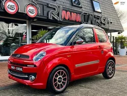 Rood, metallic lak Gebruikt 2017 Microcar M.Go Hatchback | € 10.995 (Iets duurder)
