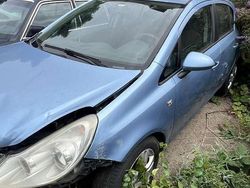 Blauw Gebruikt 2013 Opel Corsa S MPV | € 1.750 (Goede deal)