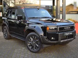 Zwart Nieuw 2024 Toyota Land Cruiser SUV | € 87.495
