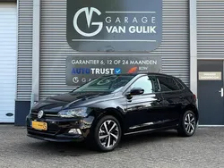 Zwart, metallic lak Gebruikt 2018 VW Polo Hatchback | € 13.495 (Eerlijke prijs)