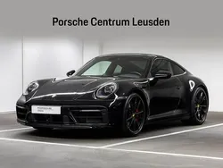 Zwart, metallic lak Gebruikt 2024 Porsche 911 Carrera 4S Coupé | € 189.900 (Duur)
