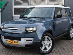 Blauw (metallic) Gebruikt 2024 Land Rover Defender SE SUV | € 82.500 (Super prijs)