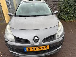 Gebruikt 2009 Renault Clio II Stationwagen | € 1.100 (Eerlijke prijs)