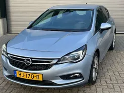 Grijs Gebruikt 2015 Opel Astra Edition Hatchback | € 11.950 (Eerlijke prijs)