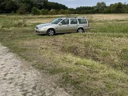 Gebruikt 1998 Volvo V70 Stationwagen | € 1.250