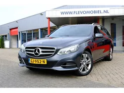 Grijs, metallic lak Gebruikt 2014 Mercedes E200 Avantgarde Stationwagen | € 17.950 (Eerlijke prijs)