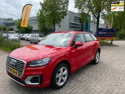 Rood, metallic lak Gebruikt 2017 Audi Q2 Sport SUV | € 14.950 (Super prijs)