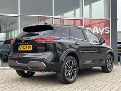 Zwart Gebruikt 2024 Nissan Qashqai Tekna SUV | € 34.740 (Goede deal)