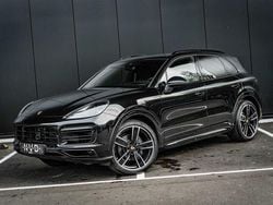 Zwart Gebruikt 2023 Porsche Cayenne Turbo Platinum Edition SUV | € 96.900
