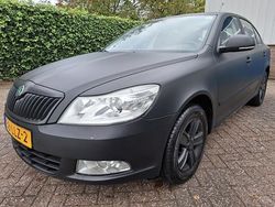 Beige Gebruikt 2010 Skoda Octavia Business Line Hatchback | € 3.995 (Eerlijke prijs)