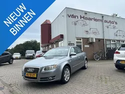 Grijs, metallic lak Gebruikt 2006 Audi A4 Business Sedan | € 1.850 (Goede deal)