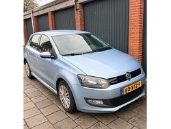 Blauw Gebruikt 2011 VW Polo Comfortline Hatchback | € 2.950 (Goede deal)