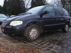 Zwart Gebruikt 2006 Chrysler Voyager MPV | € 995 (Eerlijke prijs)