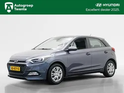Grijs Gebruikt 2016 Hyundai i20 Hatchback | € 11.345 (Eerlijke prijs)