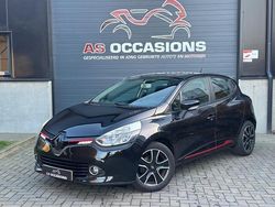 Zwart Gebruikt 2013 Renault Clio IV Expression Hatchback | € 4.749 (Eerlijke prijs)