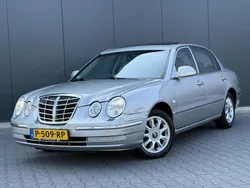 Grijs, metallic lak Gebruikt 2006 Kia Opirus Sedan | € 3.495