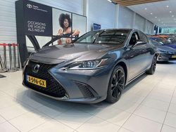 Grijs Gebruikt 2024 Lexus ES300 Business Edition Sedan | € 48.950 (Duur)
