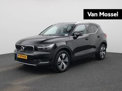 Zwart Gebruikt 2022 Volvo XC40 Inscription SUV | € 27.400 (Super prijs)