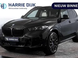 Zwart, metallic lak Gebruikt 2025 BMW X5 M Sport SUV | € 104.995