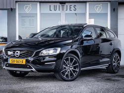 Zwart Gebruikt 2018 Volvo V60 CC Stationwagen | € 25.900 (Goede deal)