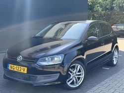 Zwart Gebruikt 2009 VW Polo Highline Hatchback | € 3.999 (Goede deal)