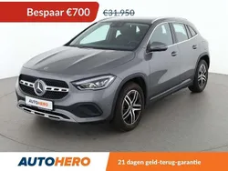 Grijs Gebruikt 2020 Mercedes GLA200 Progressive SUV | € 31.449 (Super prijs)