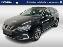 Zwart Gebruikt 2021 VW Passat Business Stationwagen | € 20.950 (Goede deal)