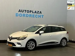 Wit Gebruikt 2017 Renault Clio GrandTour Zen Stationwagen | € 6.985 (Goede deal)