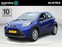 Blauw Gebruikt 2024 Toyota Aygo Play Hatchback | € 18.250 (Eerlijke prijs)
