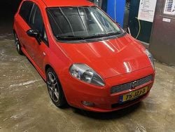 Rood Gebruikt 2009 Fiat Punto Sport Hatchback | € 3.300 (Goede deal)