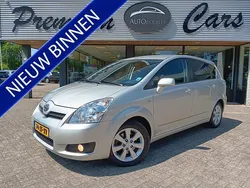 Grijs Gebruikt 2008 Toyota Verso Luna MPV | € 5.945 (Duur)