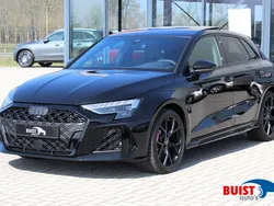 Zwart Nieuw 2025 Audi RS3 Sportback Sport Hatchback | € 117.450 (Eerlijke prijs)