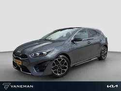 Grijs Gebruikt 2024 Kia Ceed GT-Line Hatchback | € 30.935 (Duur)