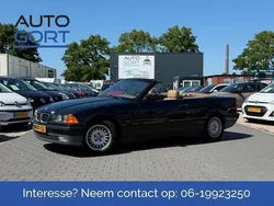 Zwart Gebruikt 1996 BMW 320 Executive Cabriolet | € 8.450