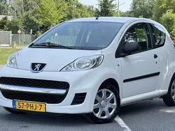 Wit Gebruikt 2011 Peugeot 107 Hatchback | € 999 (Super prijs)