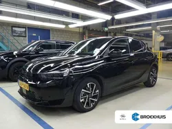 Zwart, metallic lak Gebruikt 2024 Opel Corsa Hatchback | € 17.900 (Eerlijke prijs)