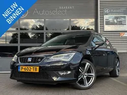 Zwart, metallic lak Gebruikt 2013 Seat Leon SC FR Hatchback | € 10.990