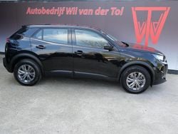 Zwart Gebruikt 2021 Peugeot e-2008 Active SUV | € 17.490 (Eerlijke prijs)