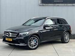 Zwart (metallic) Gebruikt 2016 Mercedes GLC350 SUV | € 29.995 (Goede deal)