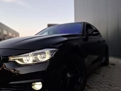 Zwart Gebruikt 2016 BMW 330e Executive Sedan | € 19.850 (Duur)