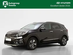 Zwart Gebruikt 2022 Kia Niro SUV | € 25.950 (Goede deal)