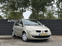 Beige Gebruikt 2007 Renault Scénic II Dynamique MPV | € 2.499 (Goede deal)