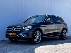 Grijs Gebruikt 2020 Mercedes GLC300 Stationwagen | € 39.950 (Eerlijke prijs)