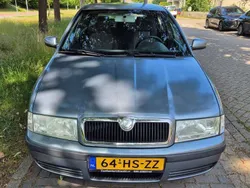 Zilver Gebruikt 2001 Skoda Octavia Elegance Sedan | € 1.750