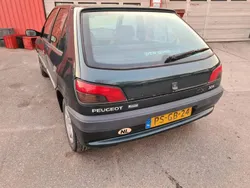 Groen Gebruikt 1996 Peugeot 306 Hatchback | € 1.250 (Duur)