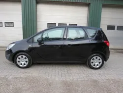 Zwart, metallic lak Gebruikt 2010 Opel Meriva Selection MPV | € 5.450