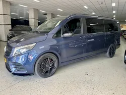 Blauw Gebruikt 2023 Mercedes V250 Avantgarde MPV | € 58.500 (Eerlijke prijs)