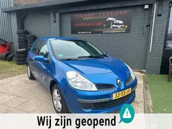 Blauw Gebruikt 2006 Renault Clio II Dynamique Hatchback | € 790 (Goede deal)