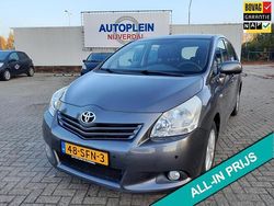 Grijs Gebruikt 2011 Toyota Verso MPV | € 12.750 (Duur)