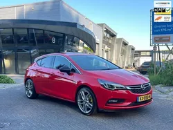 Rood Gebruikt 2017 Opel Astra Innovation Hatchback | € 15.950 (Goede deal)